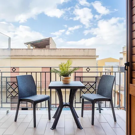 1 Bedroom Lovely In Apartment *